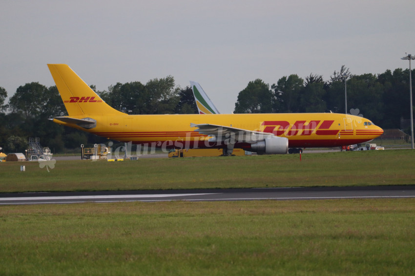 DHL 4