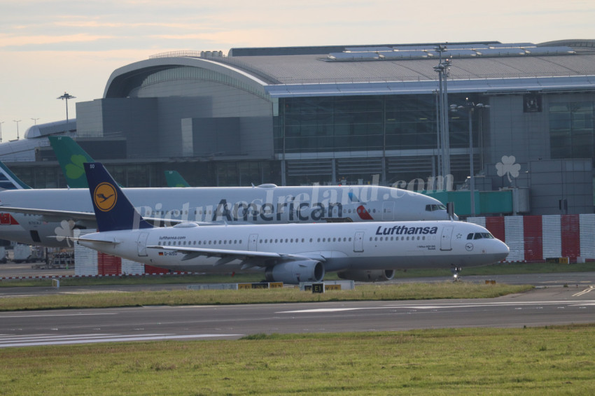 LUFTHANSA